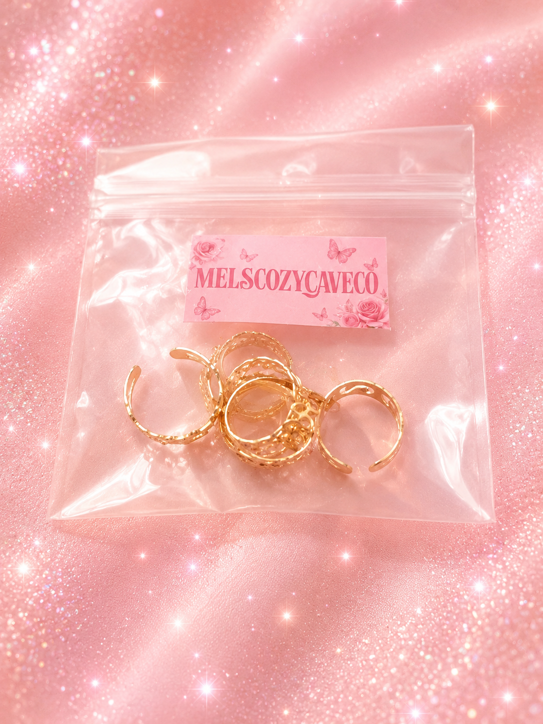 š¤ Accessories Adjustable Non-Piercing Fashion Cartilage Clip On Ear Cuffs Earrings for Girls Women- Wrap Earring Set Adjustable fit
⨠Lightweight and comfortable
š Perfect for gifting or treating yourself LIMITED EDITION $5.00