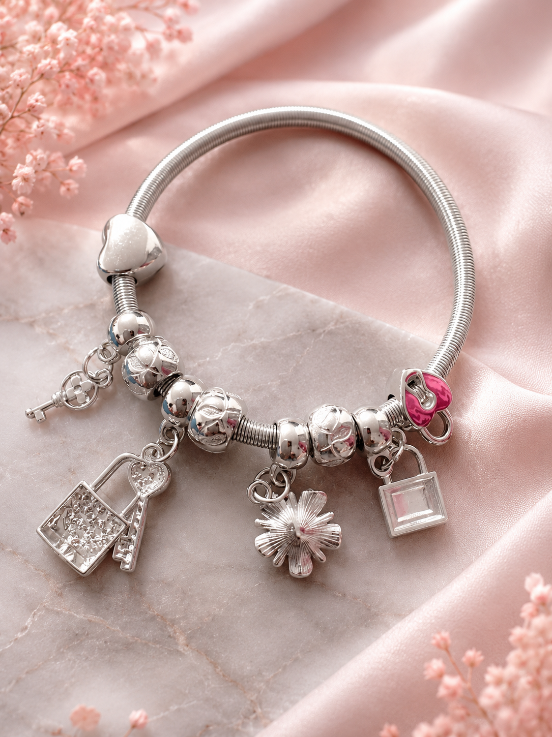 💫 Stylish Bracelet Collection ✨ Perfect for Everyday Wear 💖 Beautiful Designs to Match Any Outfit 🎁 Great Gift for Someone Special
🛍️ Available now